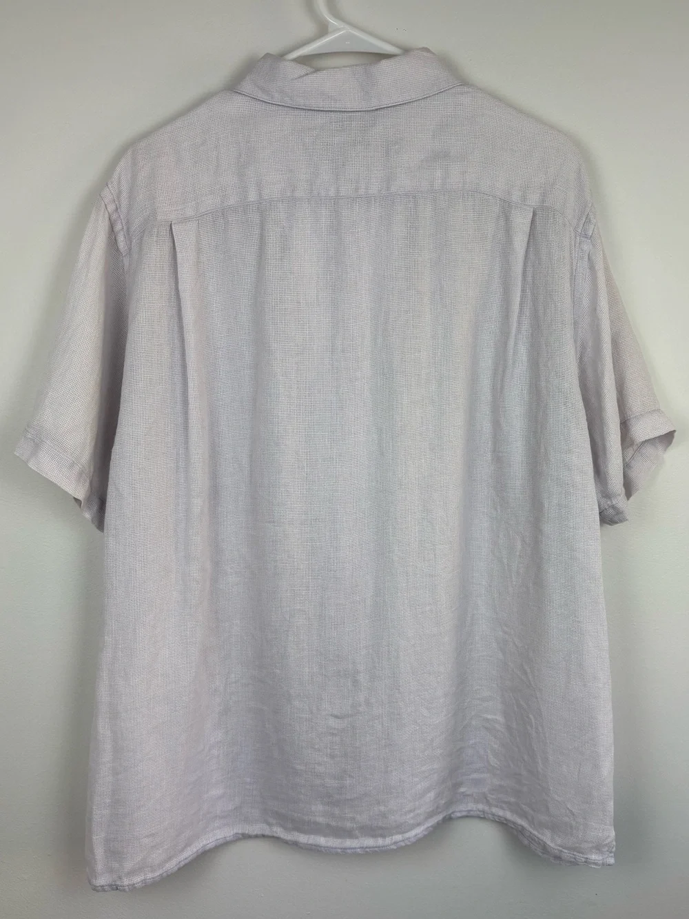 Banana Republic Irish Linen Large EUC Pale Gray Short-Sleeve Button-Up Shirt